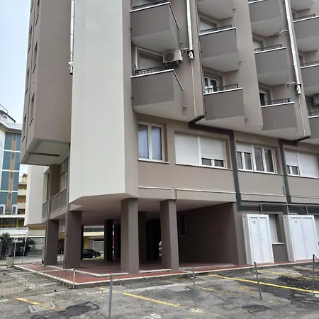 Daire Bilocale Michelangelo Pochi Passi Dalla Spiaggia Bellaria-Igea Marina
